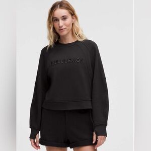 Lululemon Scuba Oversized Pullover *Wordmark
Black